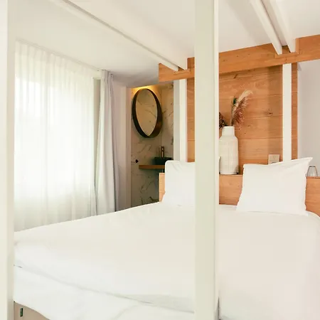 Op Oost Boutique & Restaurant Het Kook Atelier 5*