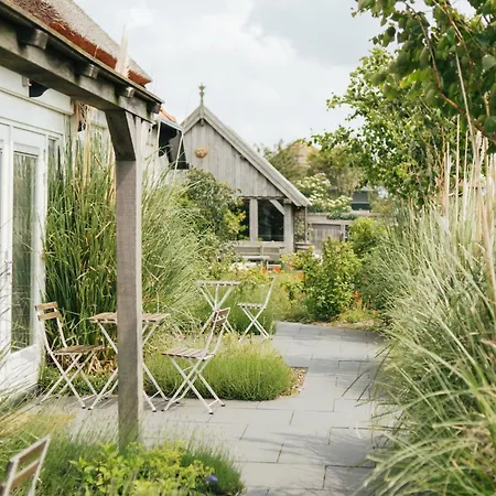 Op Oost Boutique & Restaurant Het Kook Atelier 5* Oosterend (Texel)